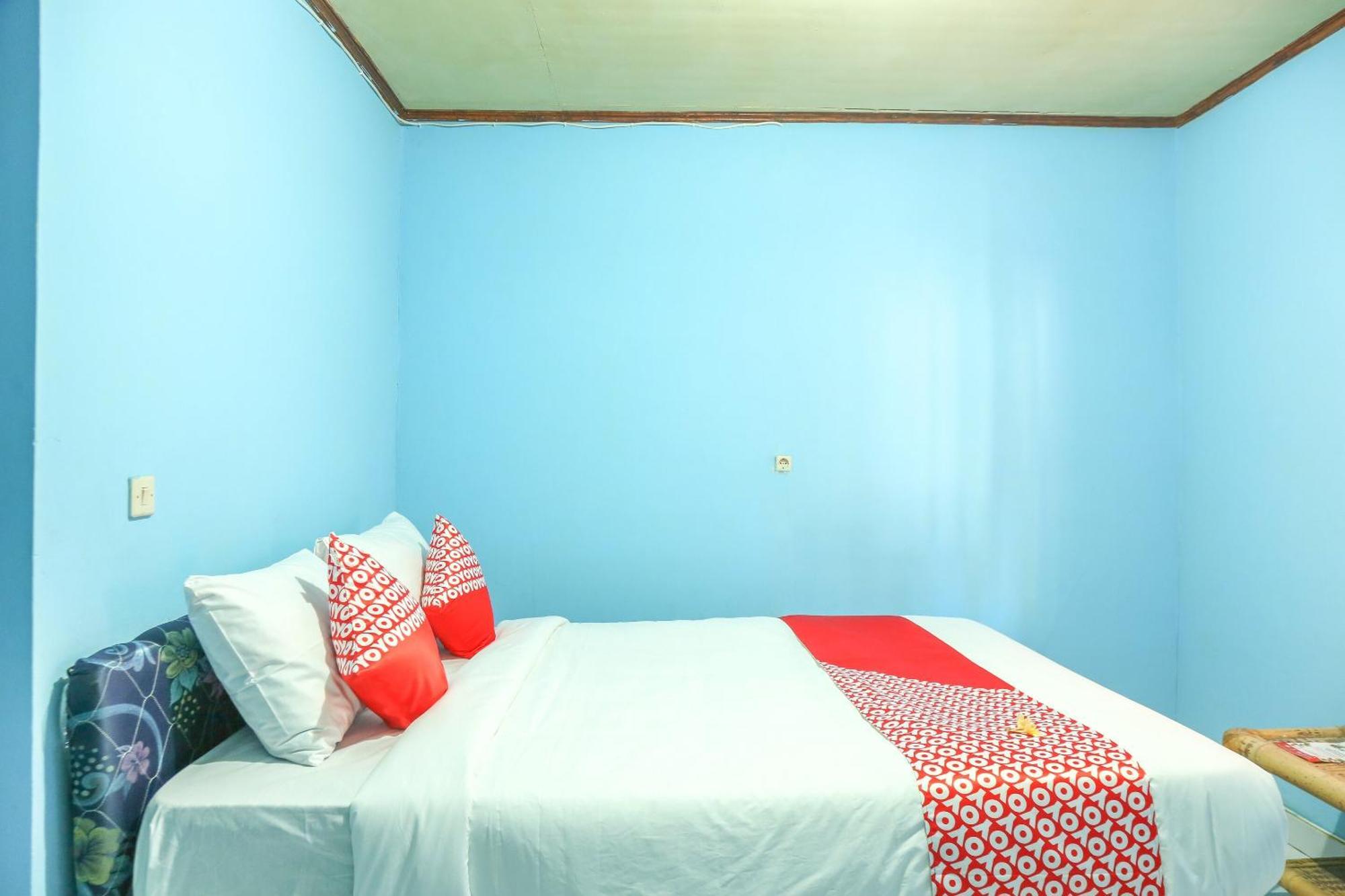 Oyo 1662 Zury Homestay Kuta  Ngoại thất bức ảnh
