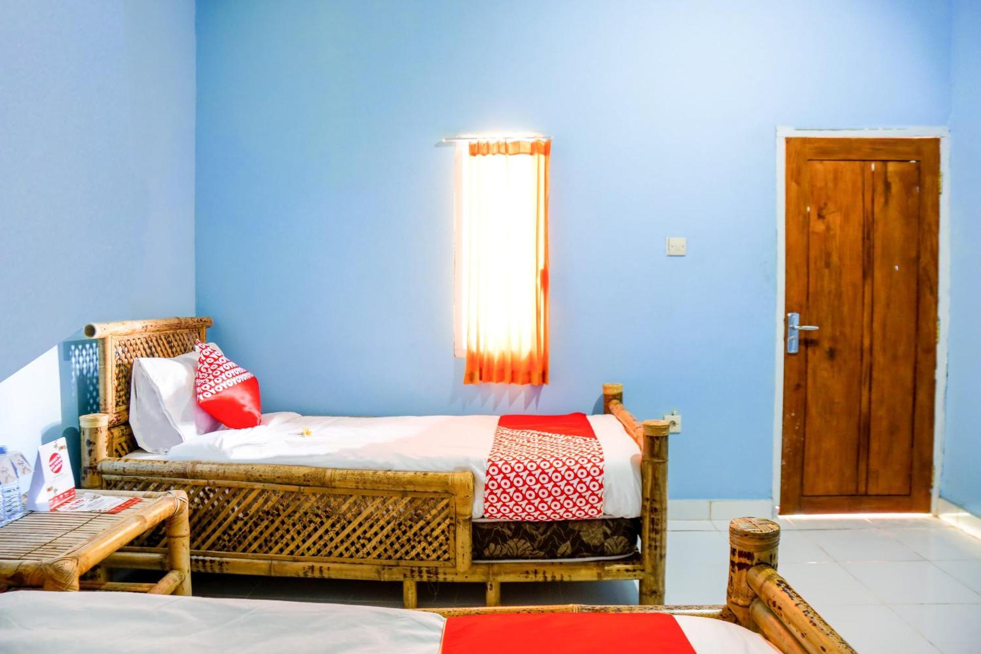 Oyo 1662 Zury Homestay Kuta  Ngoại thất bức ảnh